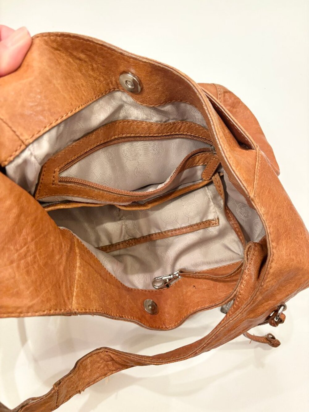 Y2K Leather Michael Kors hobo bag - Picture 6 of 6